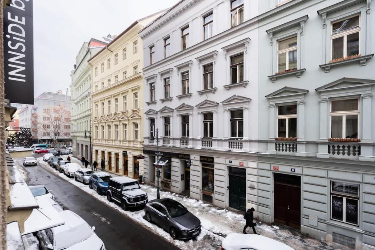 Apartment Elegant Spacious Old Town Prague