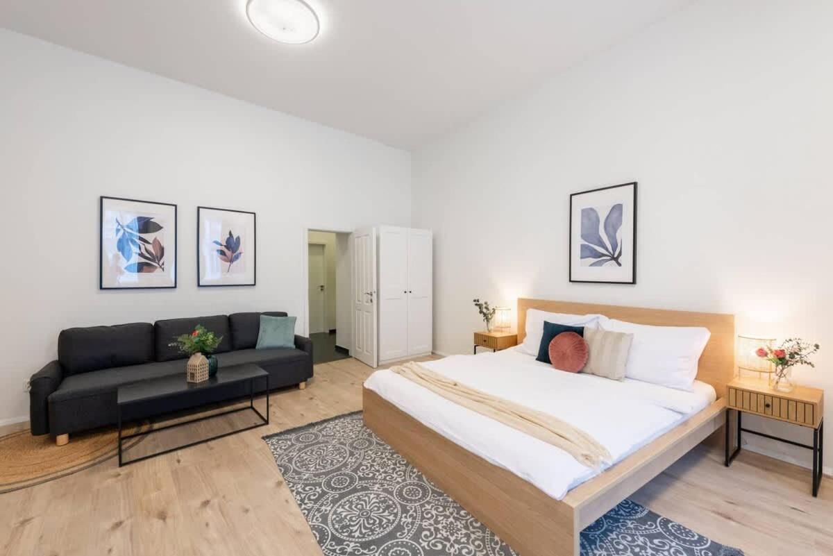 Elegant Spacious Old Town *